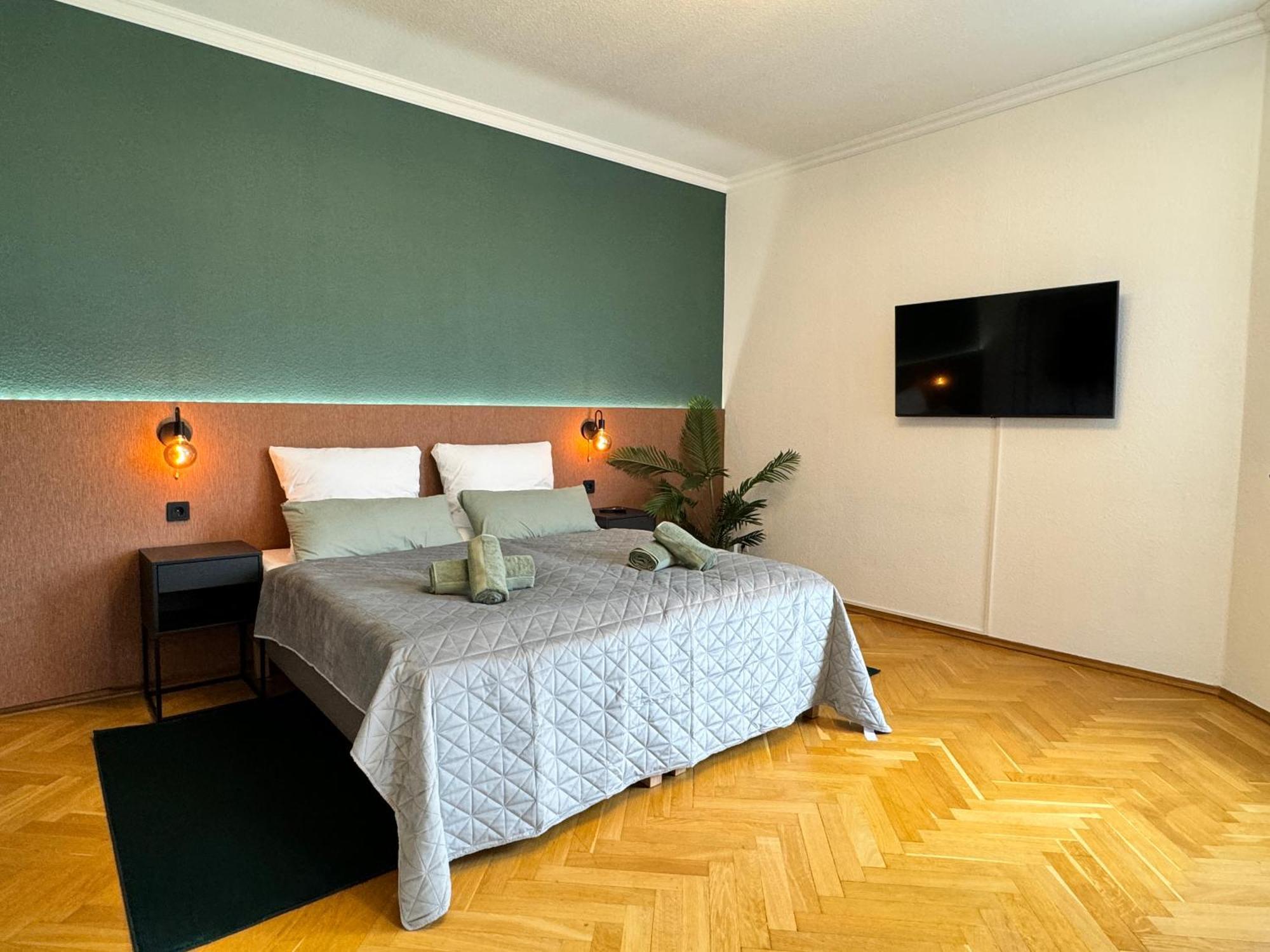 Rebelrents #4 Design Trifft Komfort - Einzigartiges Ferienapartment In Der Nahe Des Hauptbahnhofs Halle  Exteriör bild